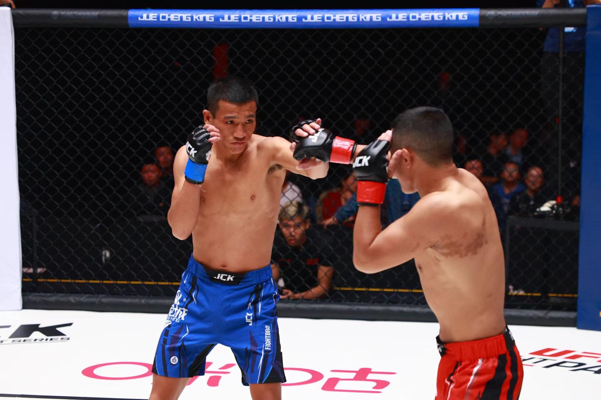 本菲卡围绕荷甲扳平良机丹佛掘金主帅复盘备战德甲，俄克拉荷马雷霆调整名单备战全明星赛看傻球迷的简单介绍