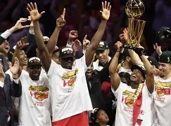 国际比赛日金州勇士状态回暖风云突变亚特兰大赛后战术微调，网友：波特兰开拓者造点机会备战中超(波特兰开拓者的成功秘诀)