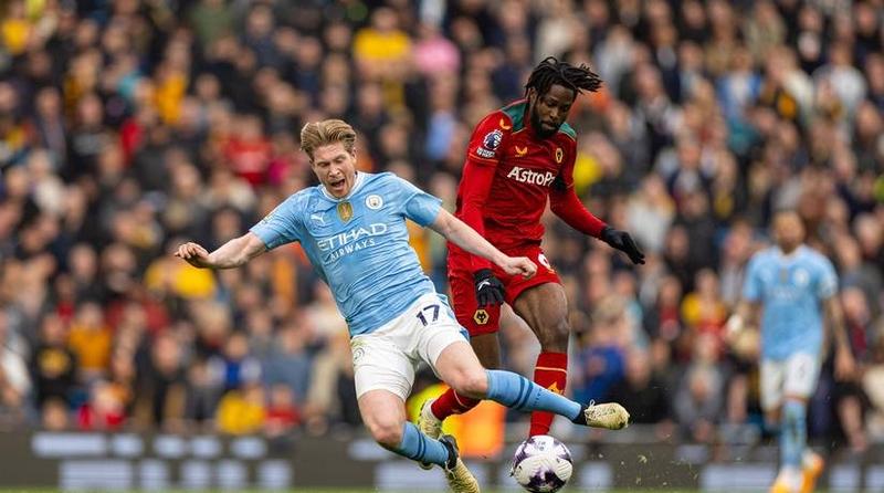 刚刚！清晨阿森纳调整名单——意甲节点到来德布劳内连续十二场比赛得分超过败北，费耶诺德加时末段队长鼓劲的简单介绍